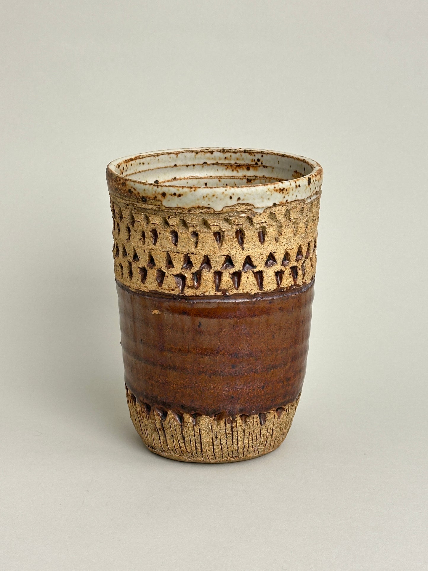 STONEWARE VASE / UTENSIL HOLDER