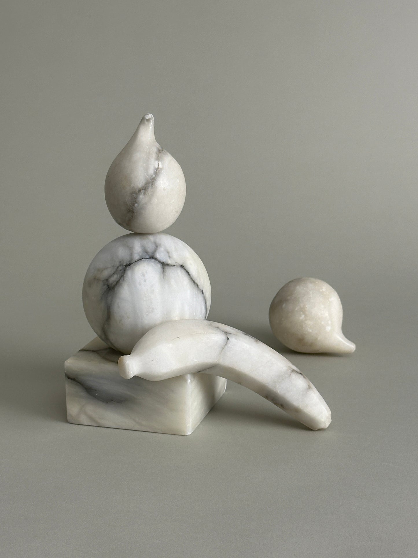 ALABASTER PAPERWEIGHT / BOOKEND