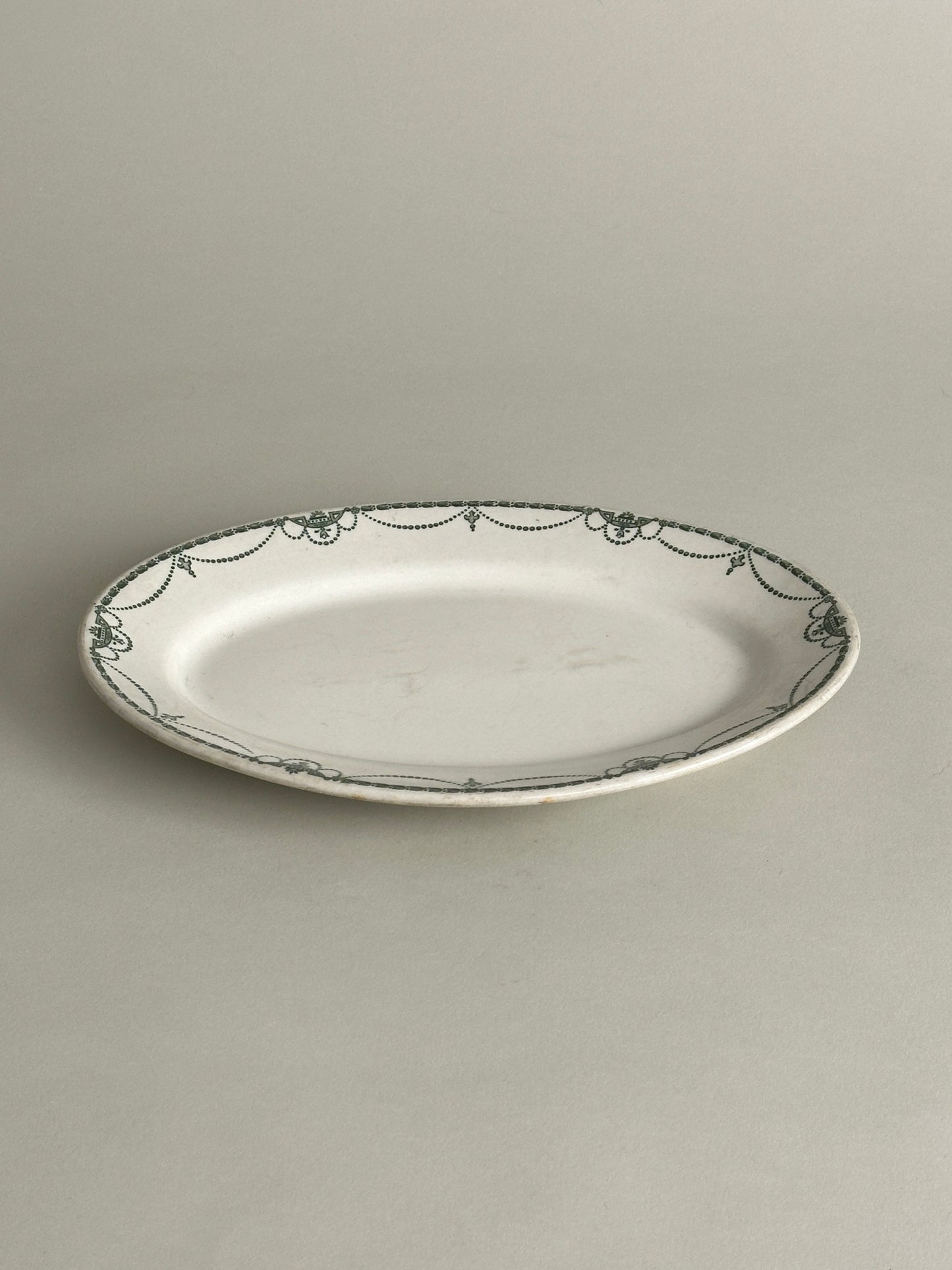 OVAL SERVING PLATE WITH ADAM PATTERN - 1946